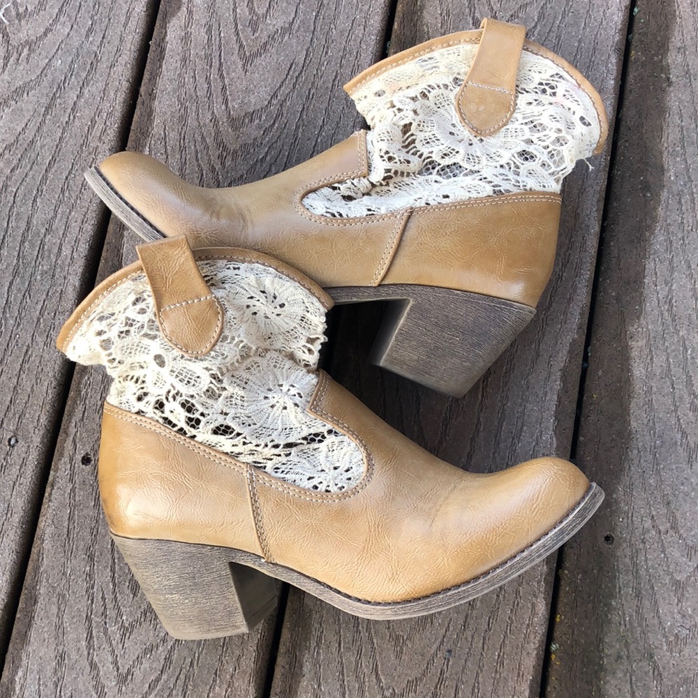 Mudd Booties